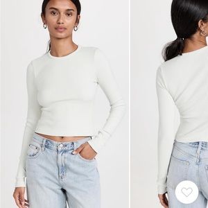 AGOLDE Alma Shrunken Crew Neck Tee in Size M